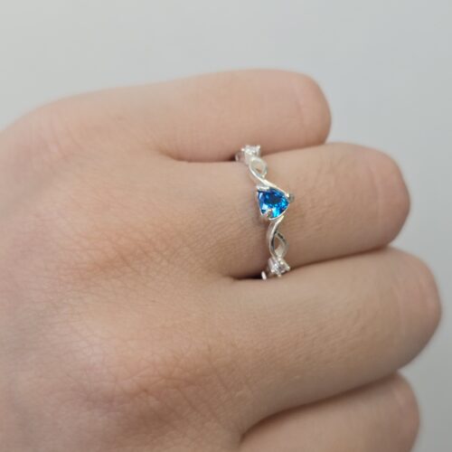 Anel solitário Céu Azul-Prata 950